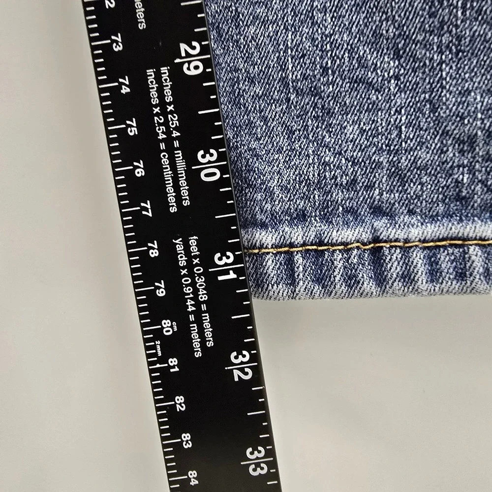 Levi's 559 Relaxed Straight Jeans Men's 34x31 Light Wash Denim Red Tab